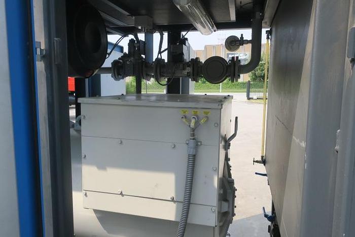 Used 2014 MAN E2842E312 - 240 KWe