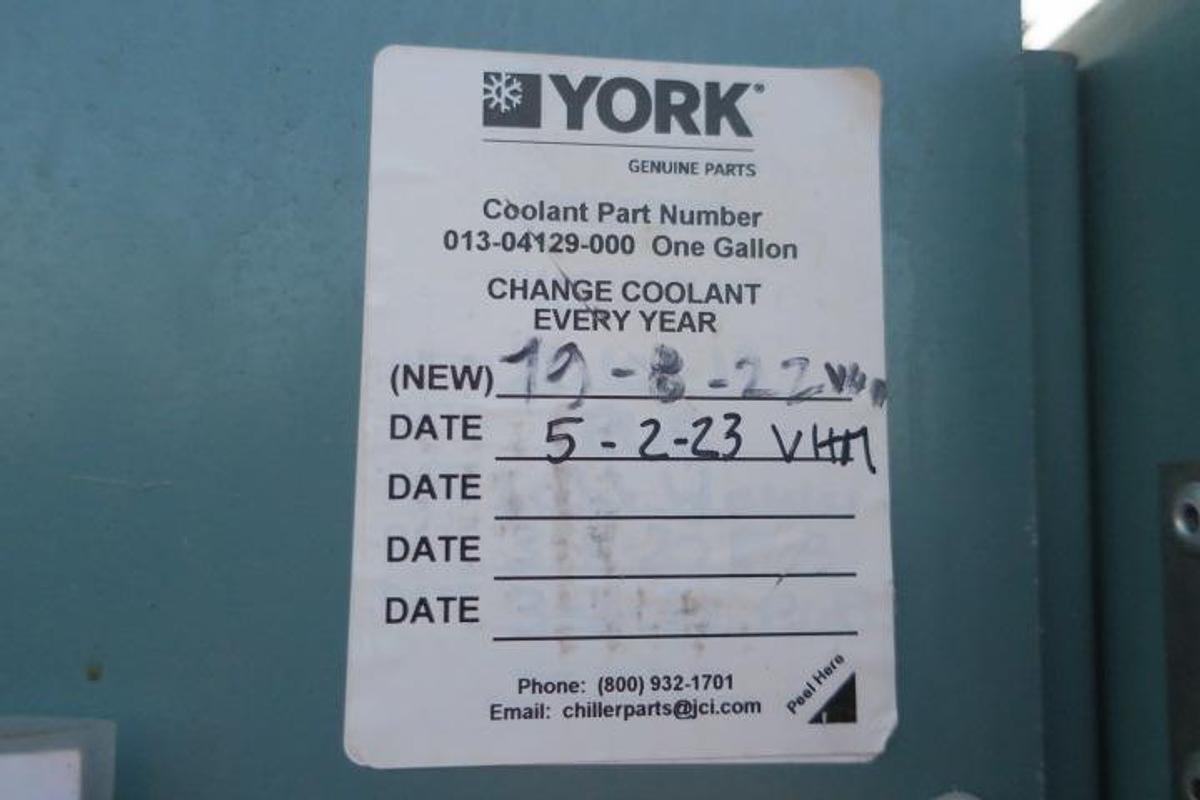 Used 2013 CHILLER York YMC²-S1250AA