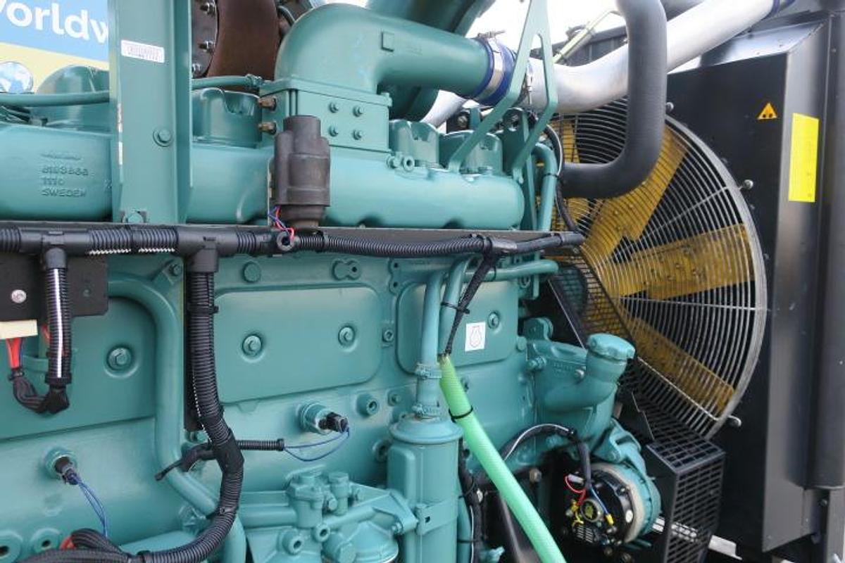 Used 2000 Volvo TAD1232GE - 410/450 KVA