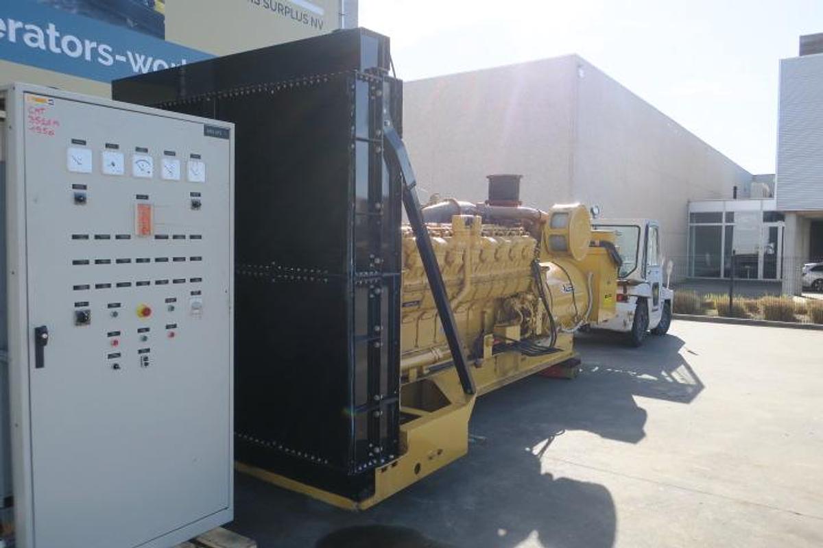 Used 1990 Caterpillar 3516A - 2000/2200 KVA