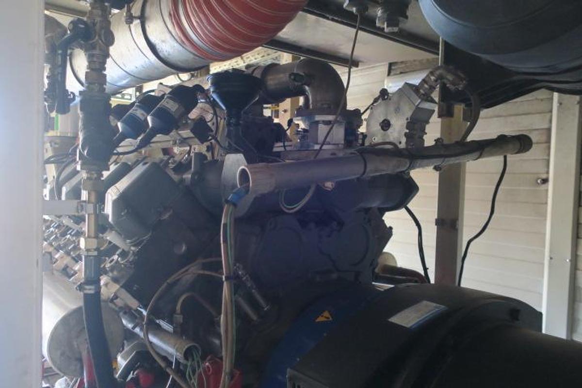 Used 2006 Liebherr G9408 - 240 KWe