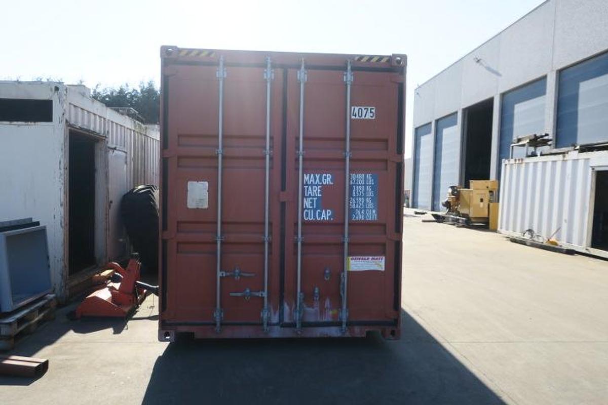 Used 2006 Liebherr G9408 - 240 KWe