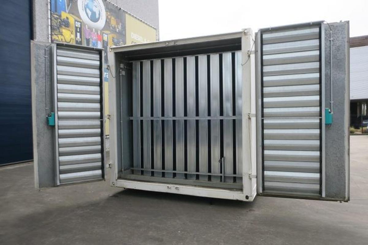 Used 2005 MTU 20V4000 - 2500 KVA