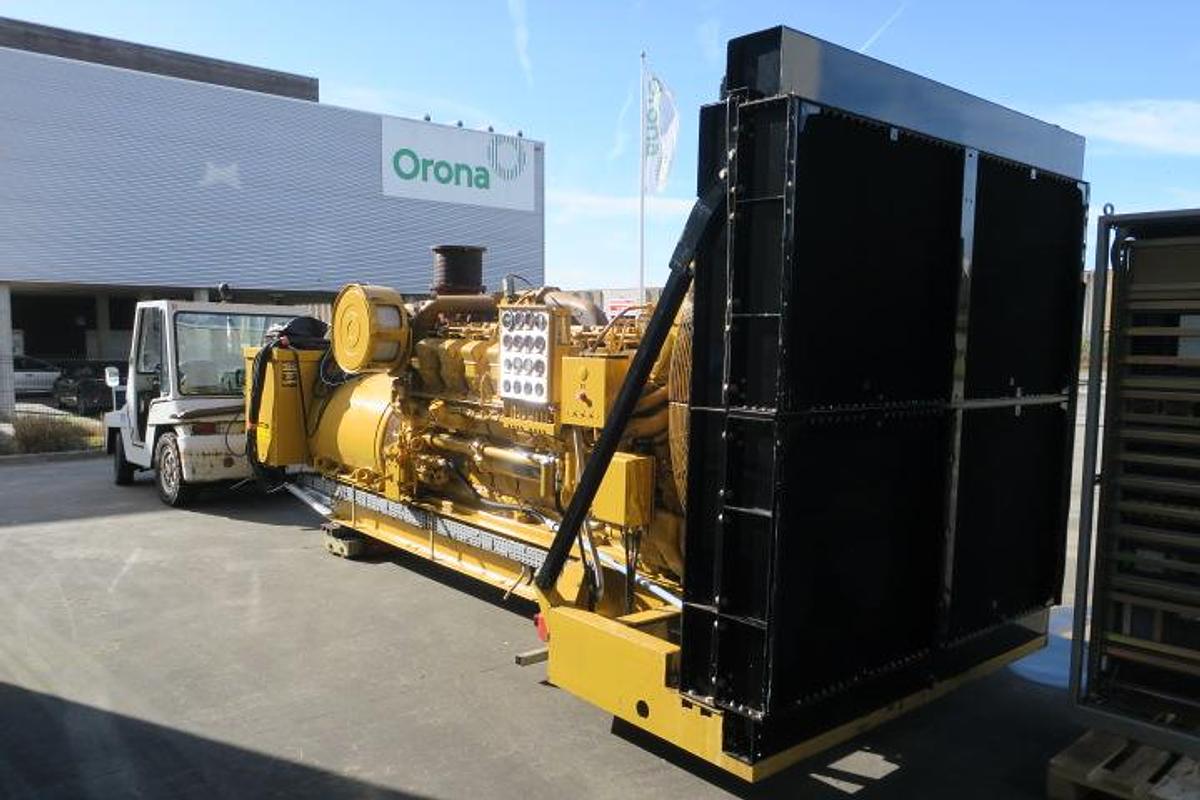 Used 1990 Caterpillar 3516A - 2000/2200 KVA