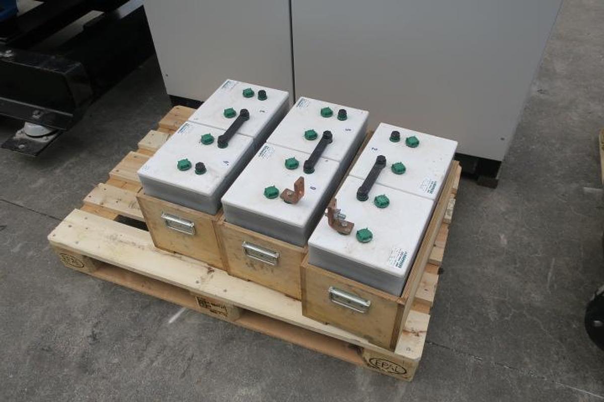 Used 2006 Perkins 4012