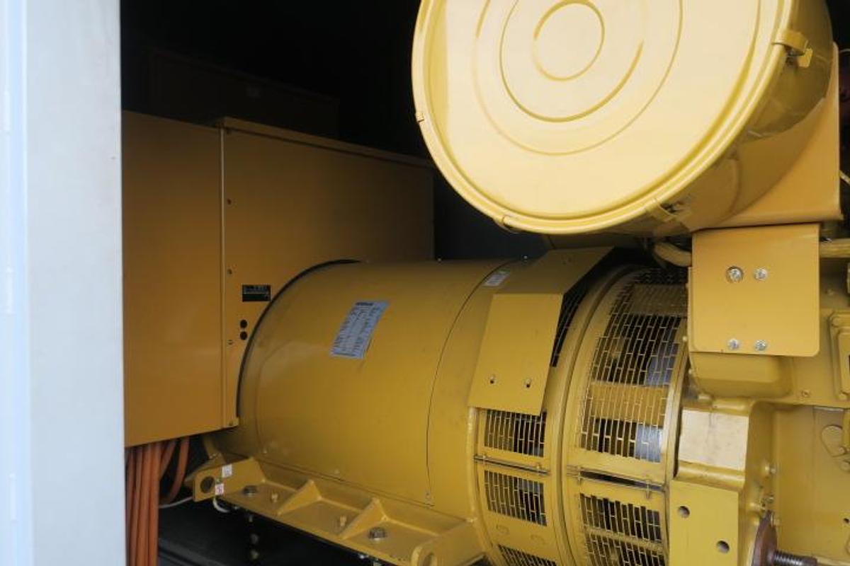 Used 2008 Caterpillar 3512B-HD - 1875/2060 KVA