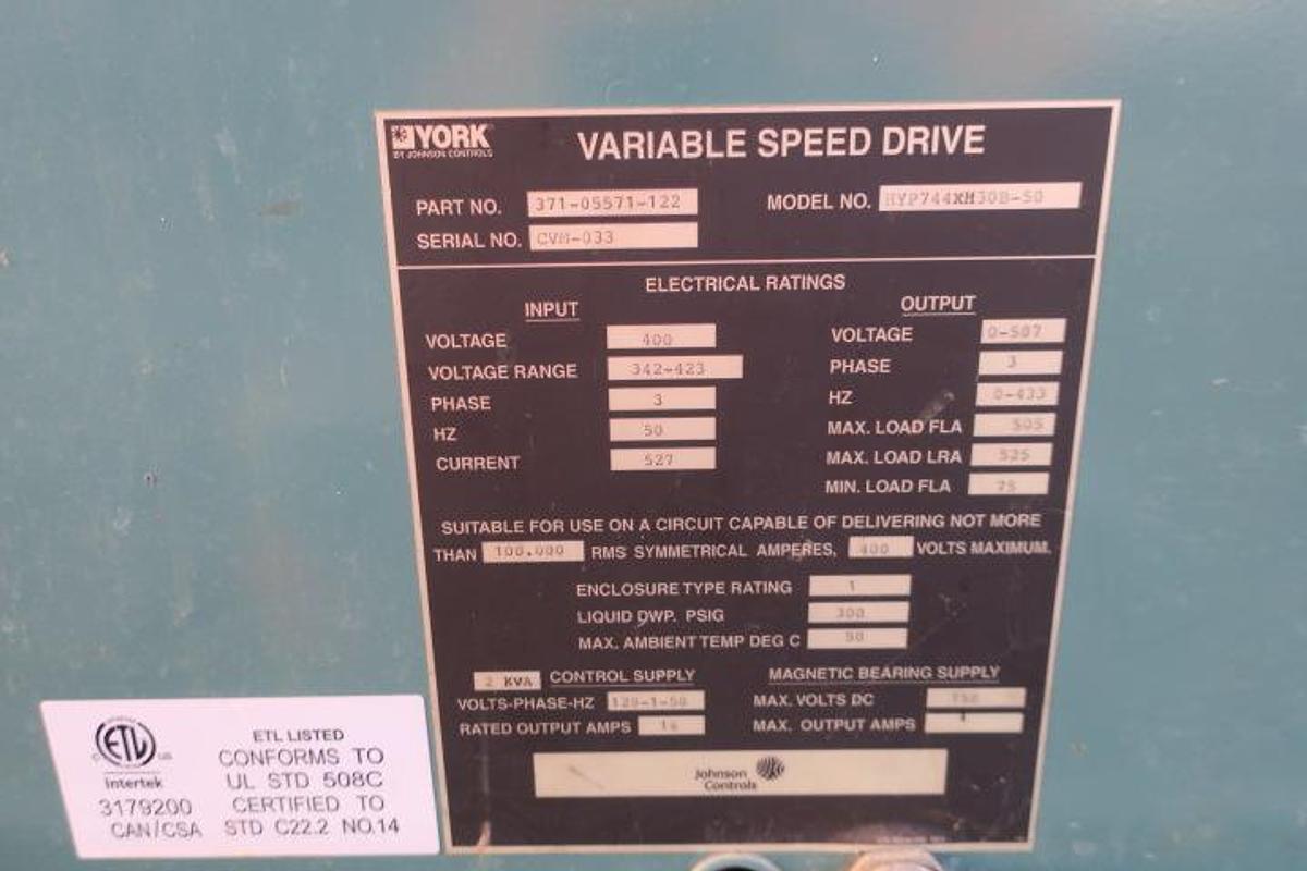 Used 2013 CHILLER York YMC²-S1250AA
