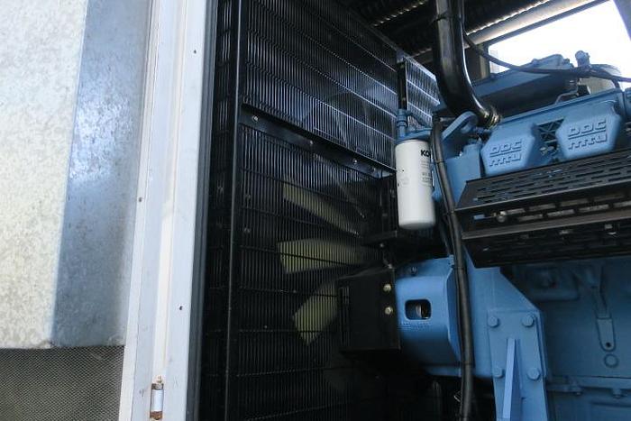 Used 2003 MTU 16V2000 - 825 KVA