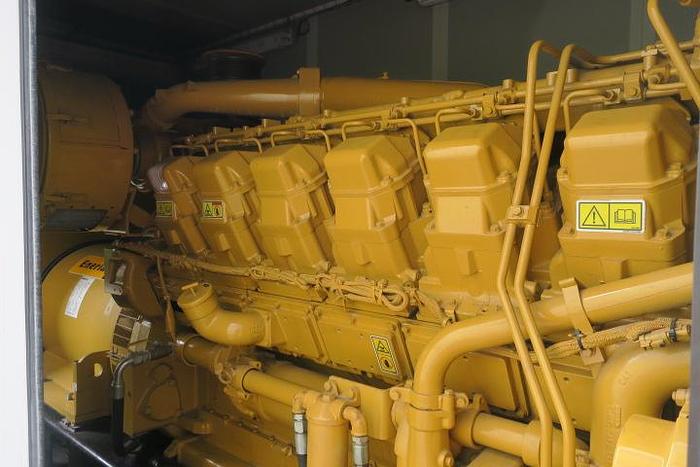 Used 2014 Caterpillar 3512