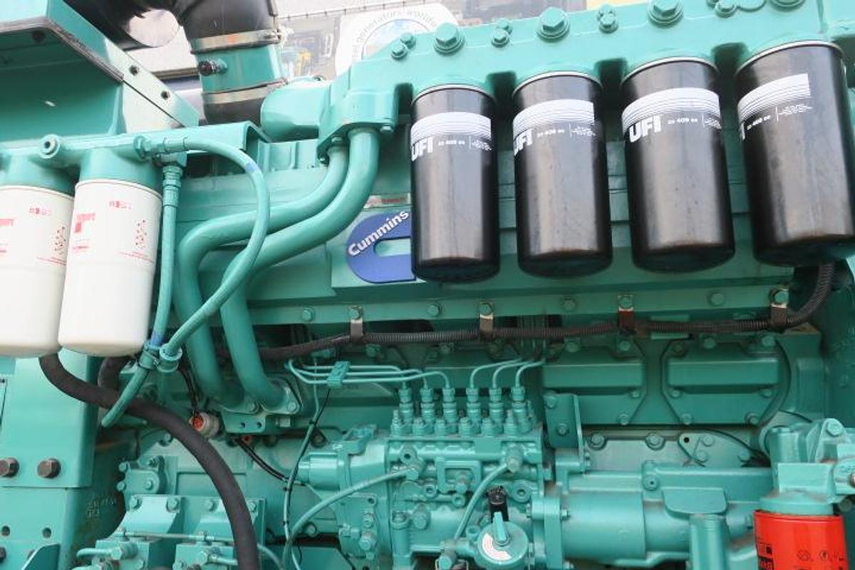 Used 2001 Cummins QST30-G7 - 810/900 KVA