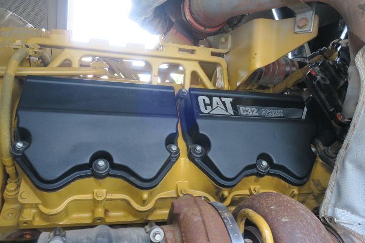 Used 2009 Caterpillar C32 - 1000/1100 KVA