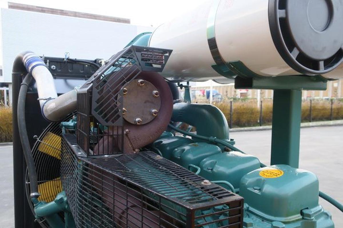 Used 2000 Volvo TAD1232GE - 410/450 KVA