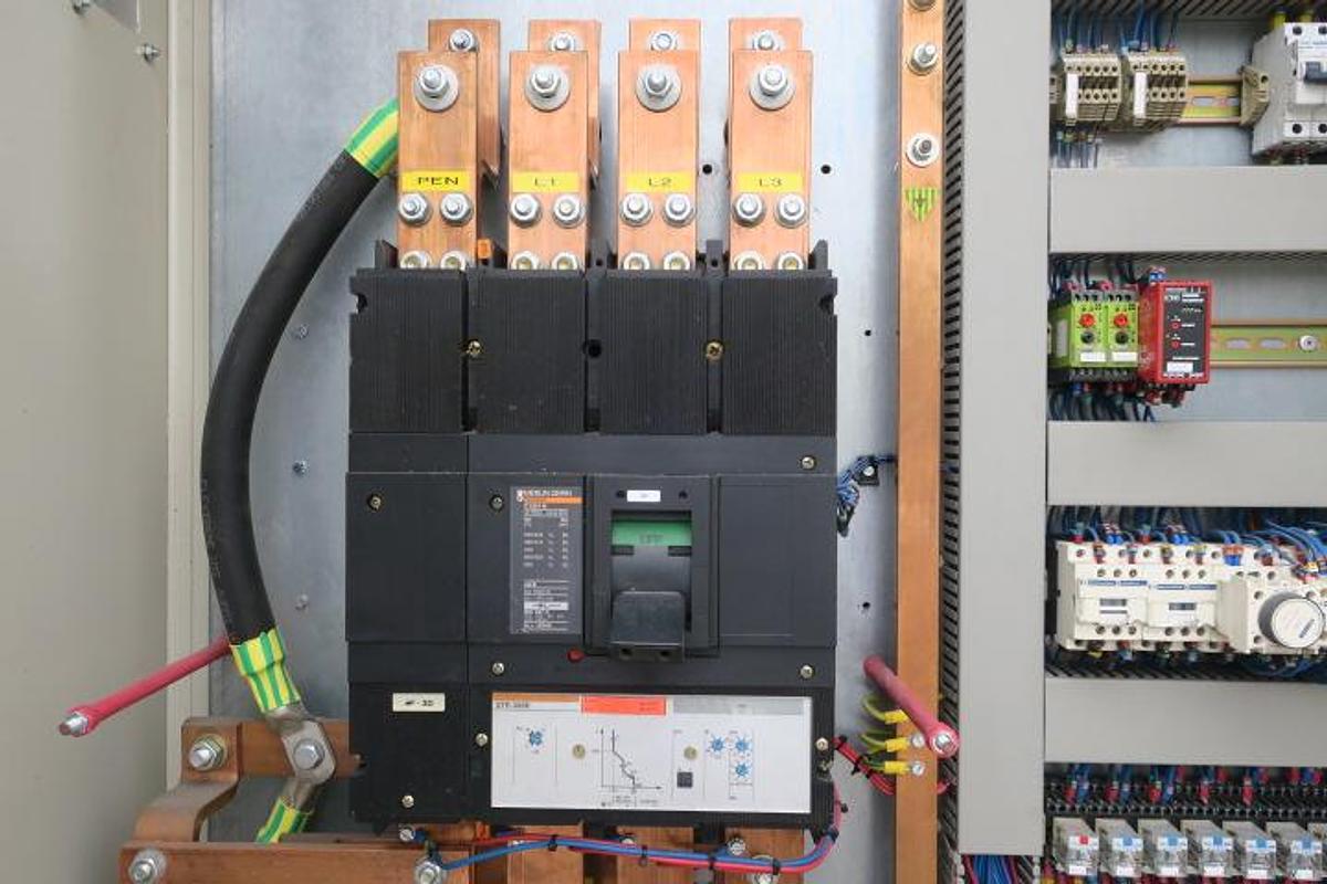 Used 2010 Deutz BF8M1015CP