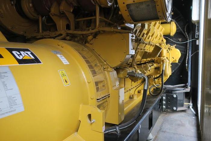 Used 2014 Caterpillar 3512