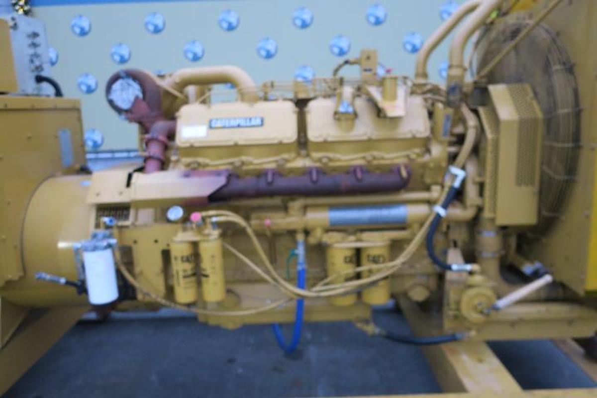 Used 2000 Caterpillar 3412 - 500/550 KVA
