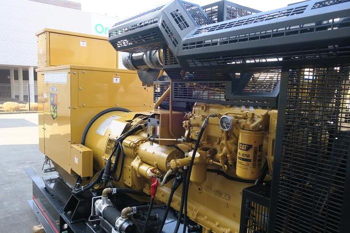 Used 1999 Caterpillar 3306 - 300/330 KVA