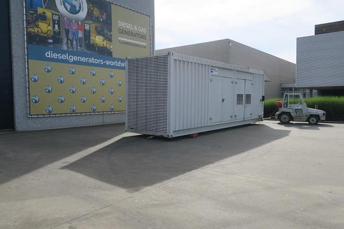 Used 2004 Cummins KTA50G8 - 1500/1675 KVA