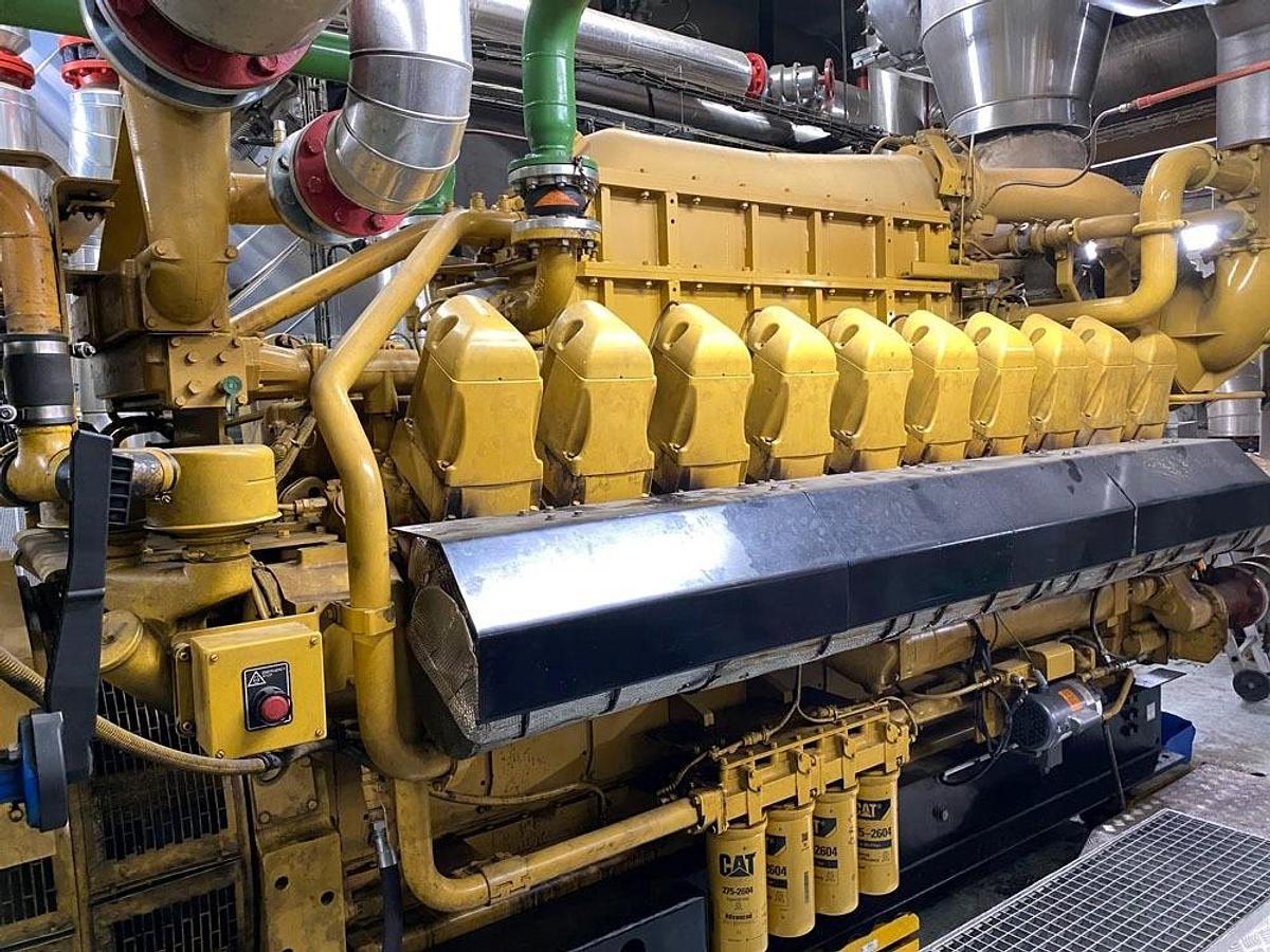 Used 2005 Caterpillar G3520C