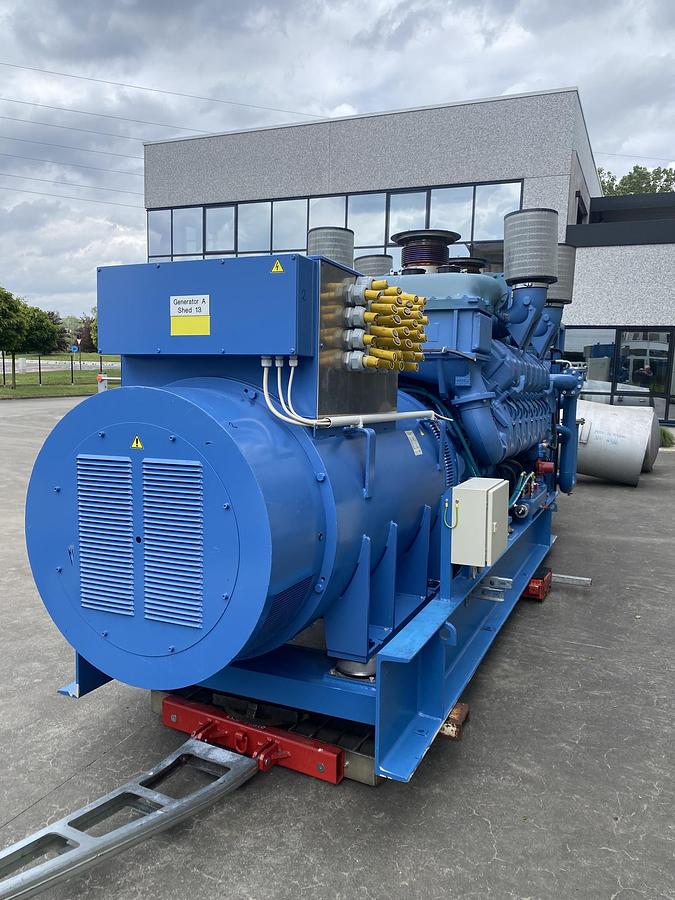 Used 2003 MTU 16V4000 - 2000/2200 KVA