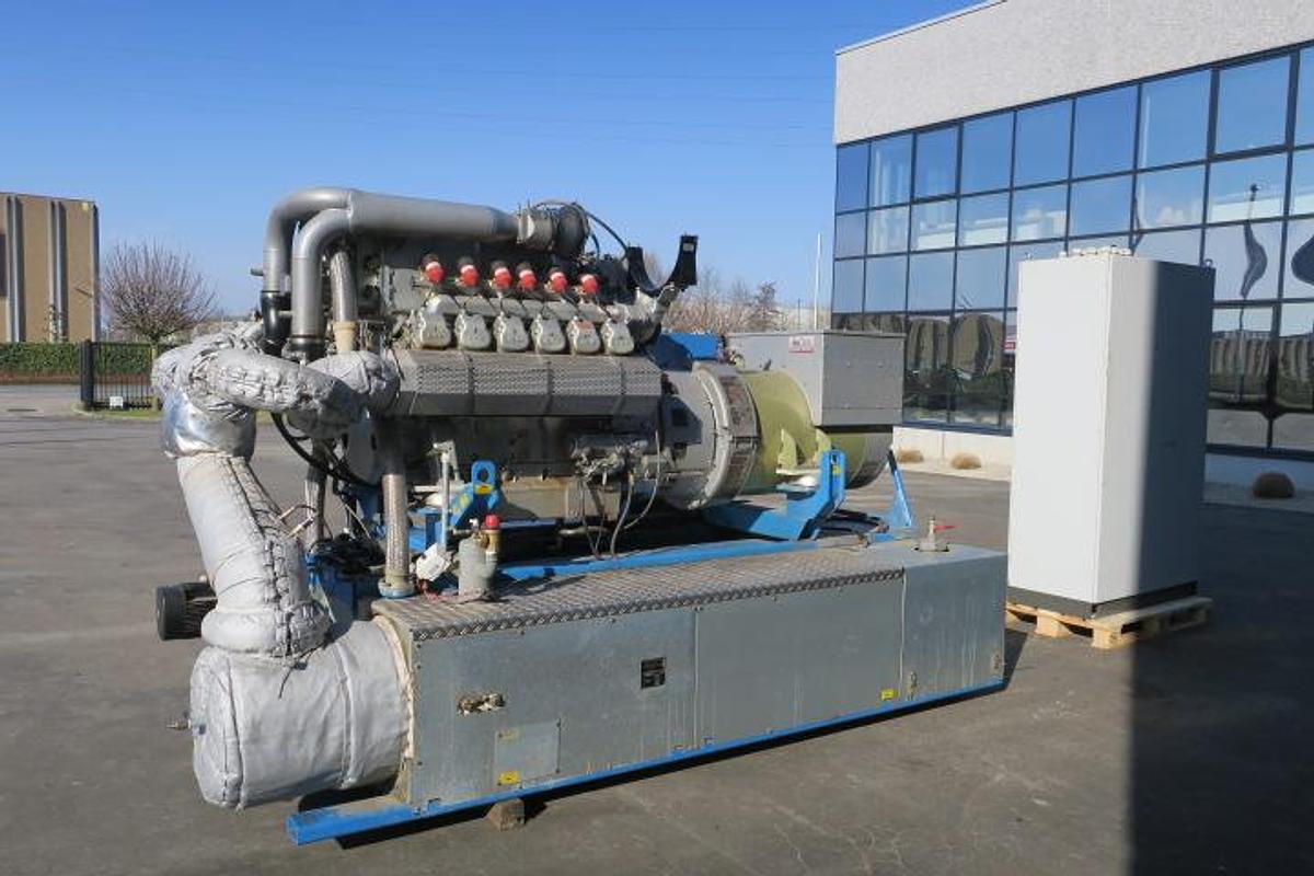 Used 2015 MTU 12V400 - 386 KWe