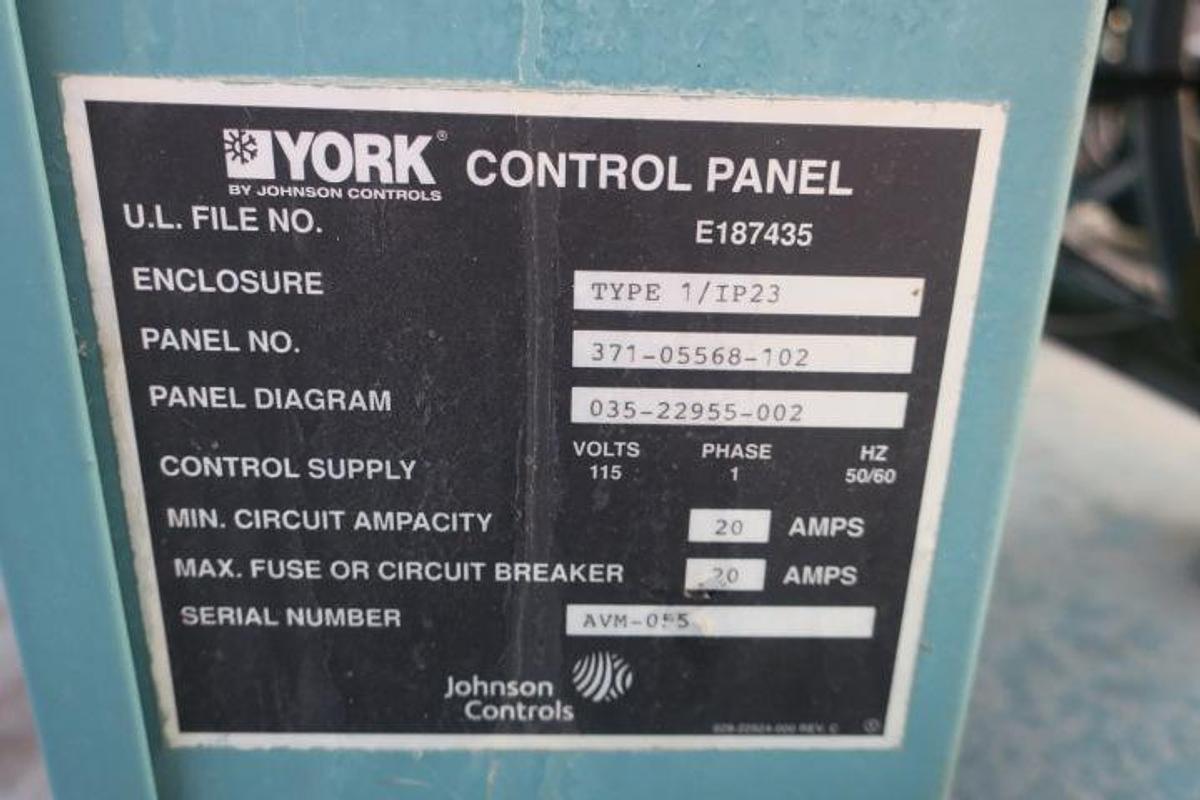Used 2013 CHILLER York YMC²-S1250AA