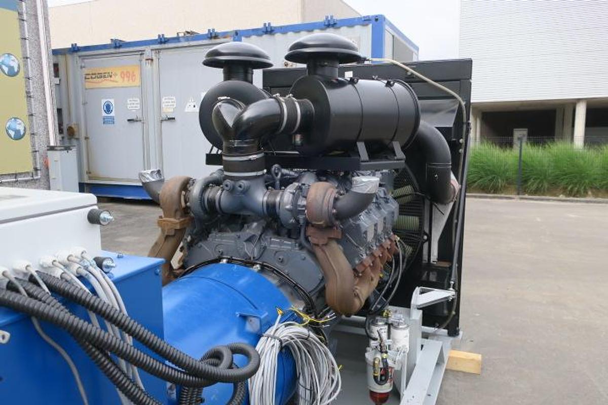 Used 2010 Deutz BF8M1015CP