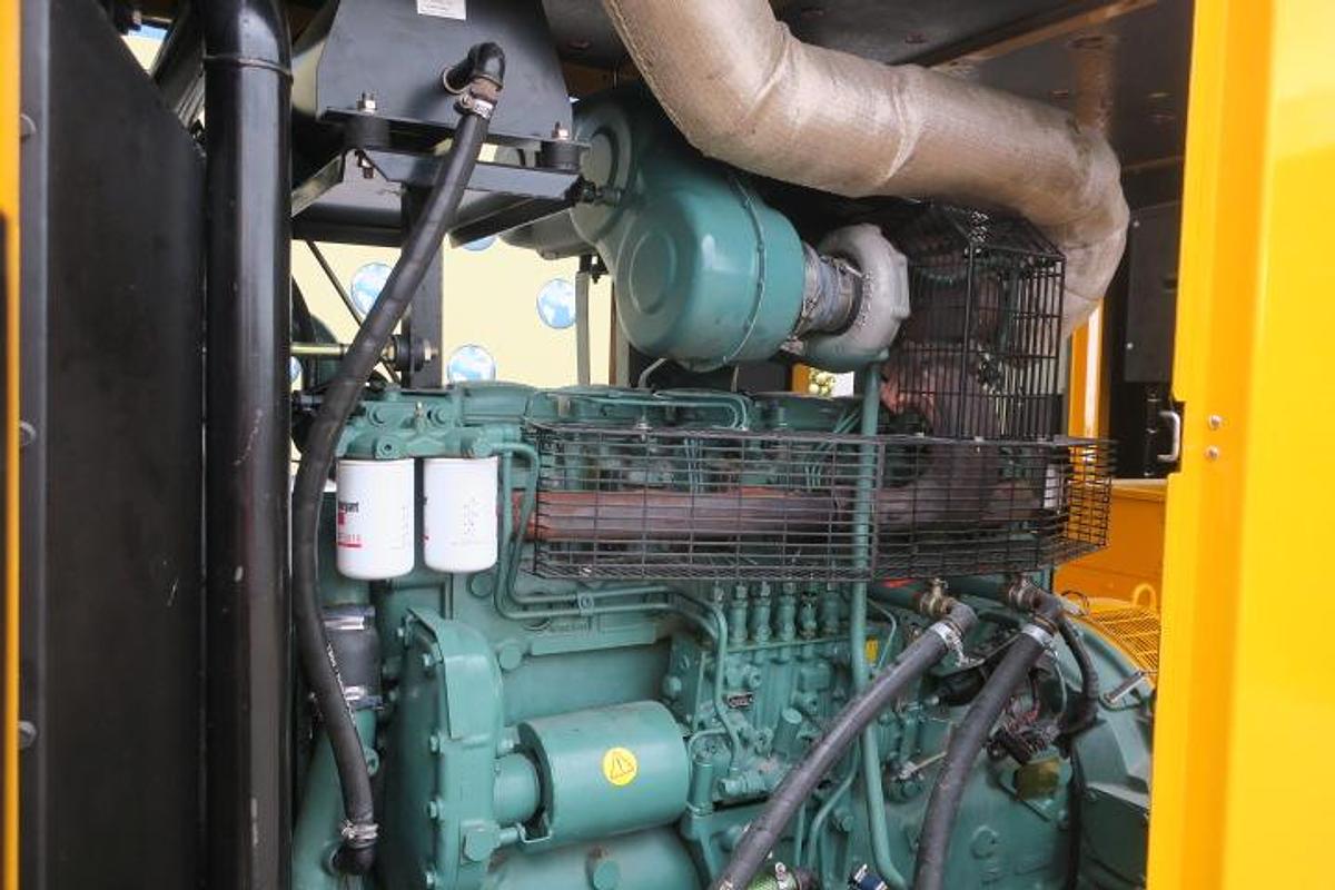Used 1998 Volvo TD1010G -200/220 KVA