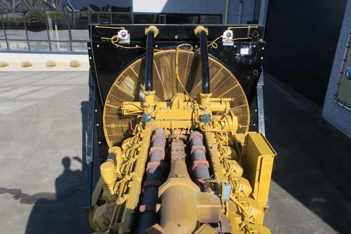 Used 1990 Caterpillar 3516A - 2000/2200 KVA