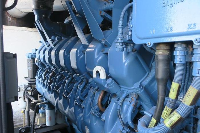 Used 2001 MTU 16V4000 - 2000/2250 KVA