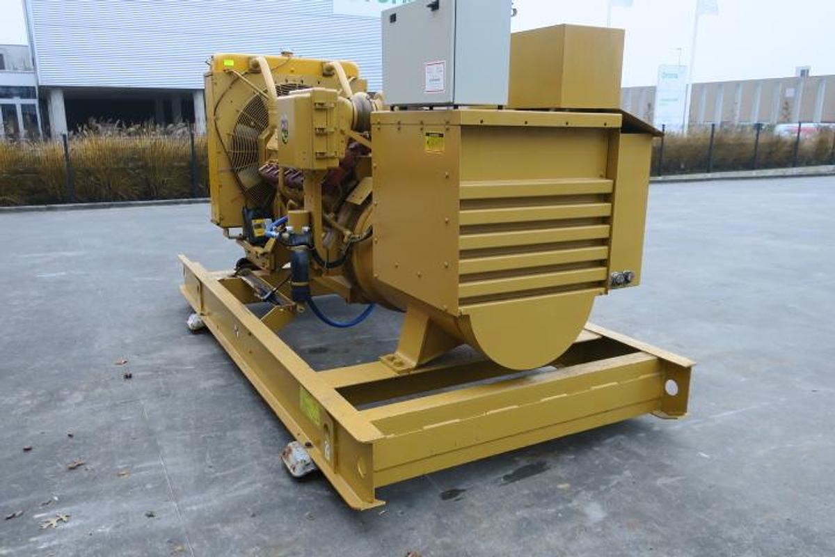 Used 2000 Caterpillar 3412 - 500/550 KVA