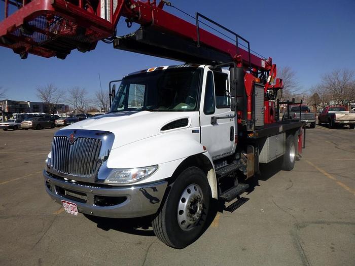 Used 2011 International 4300 Elliott L60R Sign Crane - M97776