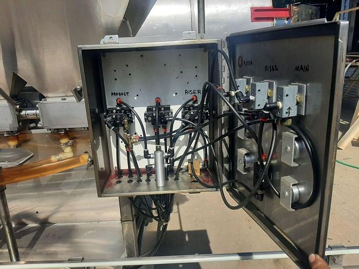 Used Filler, Piston, 8-Head, S/st, Inline, 16 Ounces #S744549