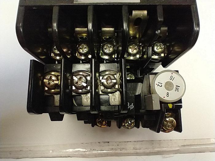 Used FUJI MAGNETIC CONTACTOR SRC3631-5-1 OKUMA 5 pole GH202
