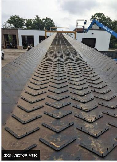 Used 2021 Vector 8042 stacker on tracks