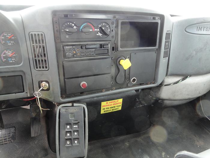 Used 2004 International / Peterson  4300 / TL
