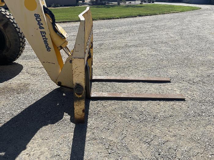 Used 2001 Pettibone T8044