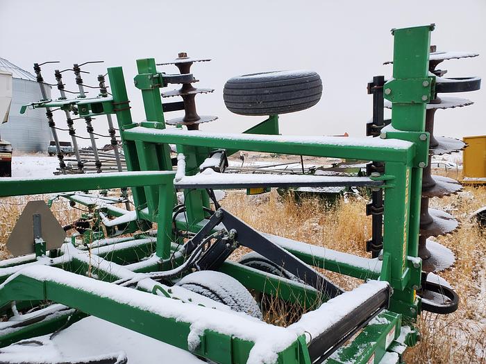 Used 22' Great Plains 2200TT Turbo-Till