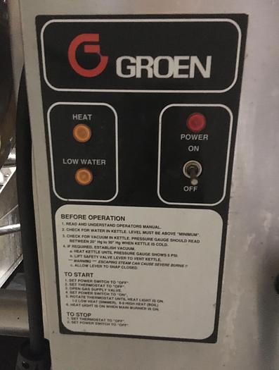 Used GROEN DH-60, 60 GAL STAINLESS STEEL TILTING NATURAL GAS STEAM KETTLE (#724)