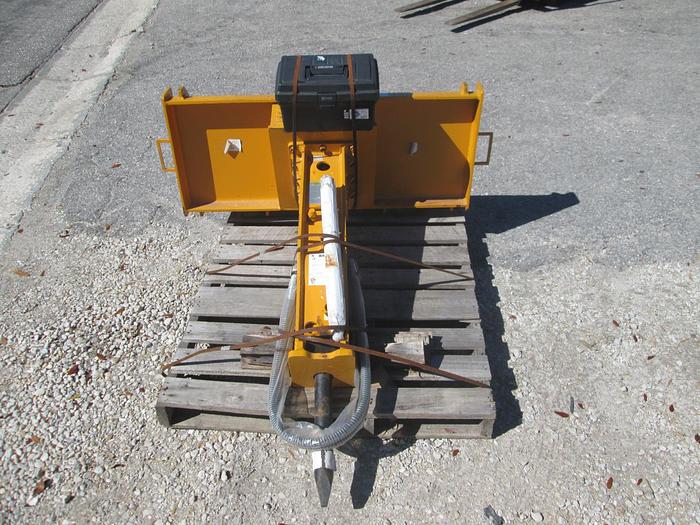 New Teran Skid Steer Hydraulic Hammer Breaker