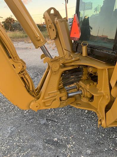 Used 2004 CATERPILLAR 420D IT