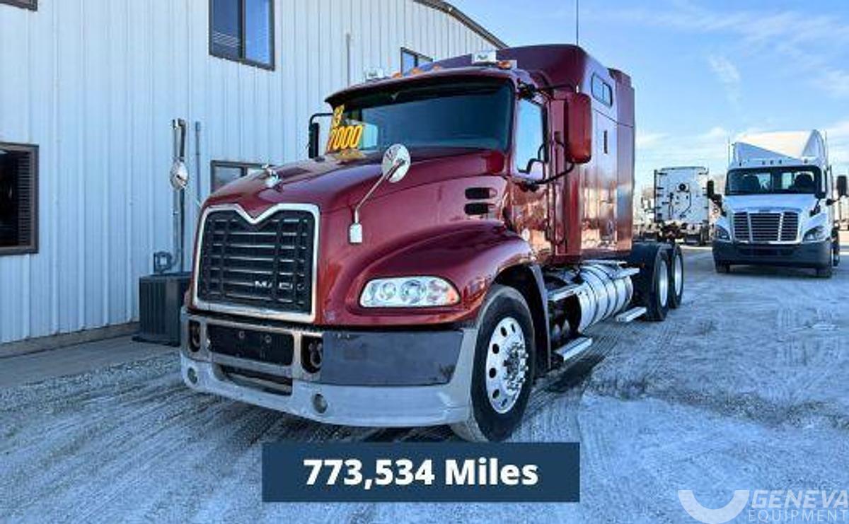 Used 2013 Mack CXU613