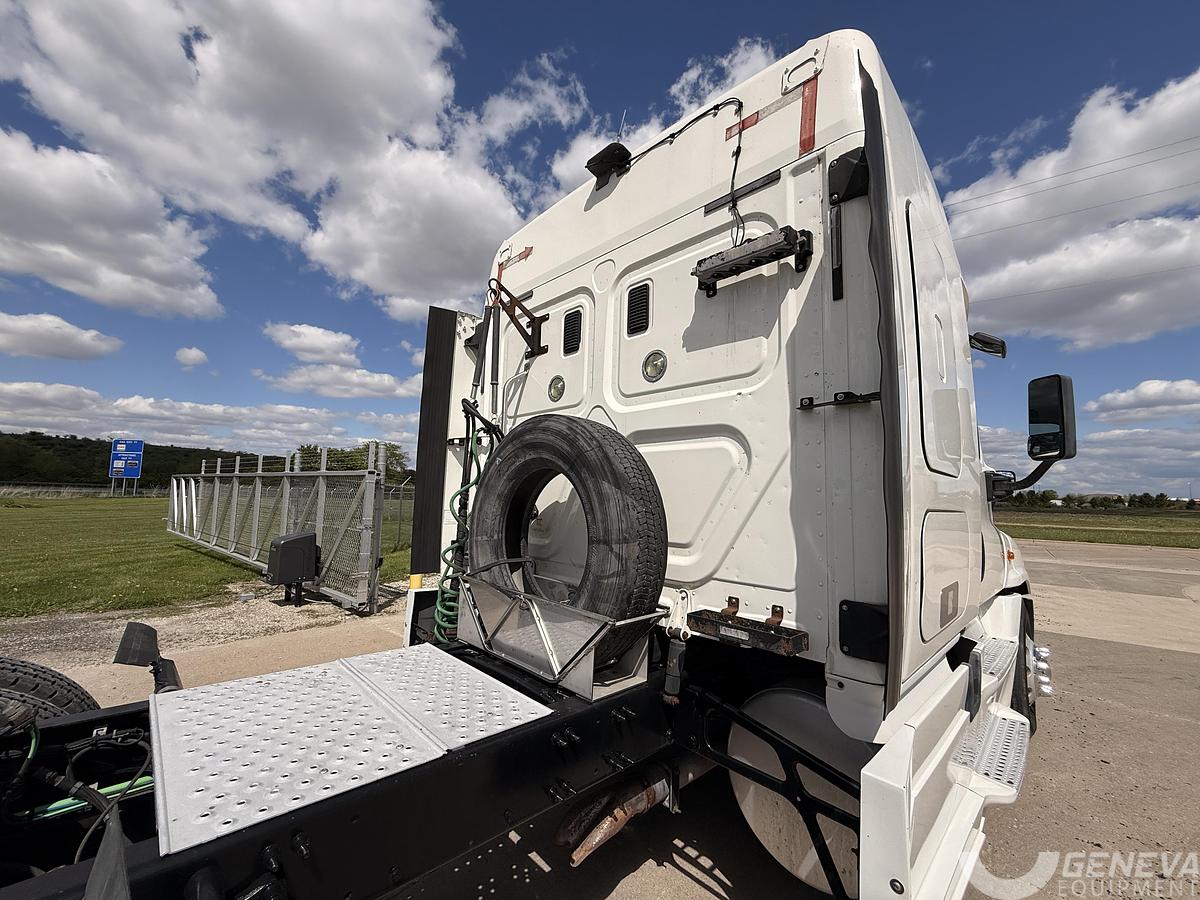 Used 2014 Freightliner Cascadia 125