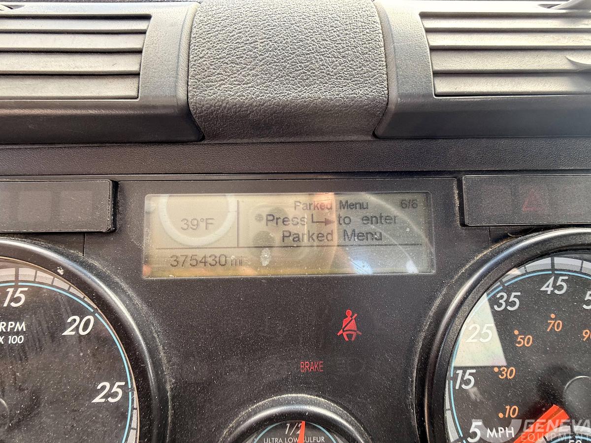 Used 2015 Freightliner Cascadia