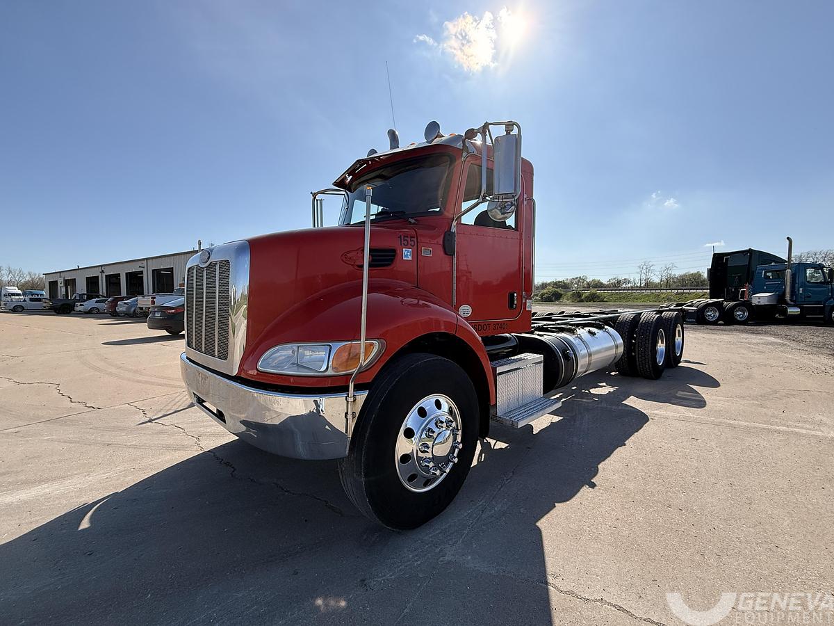 Used 2015 Peterbilt 348