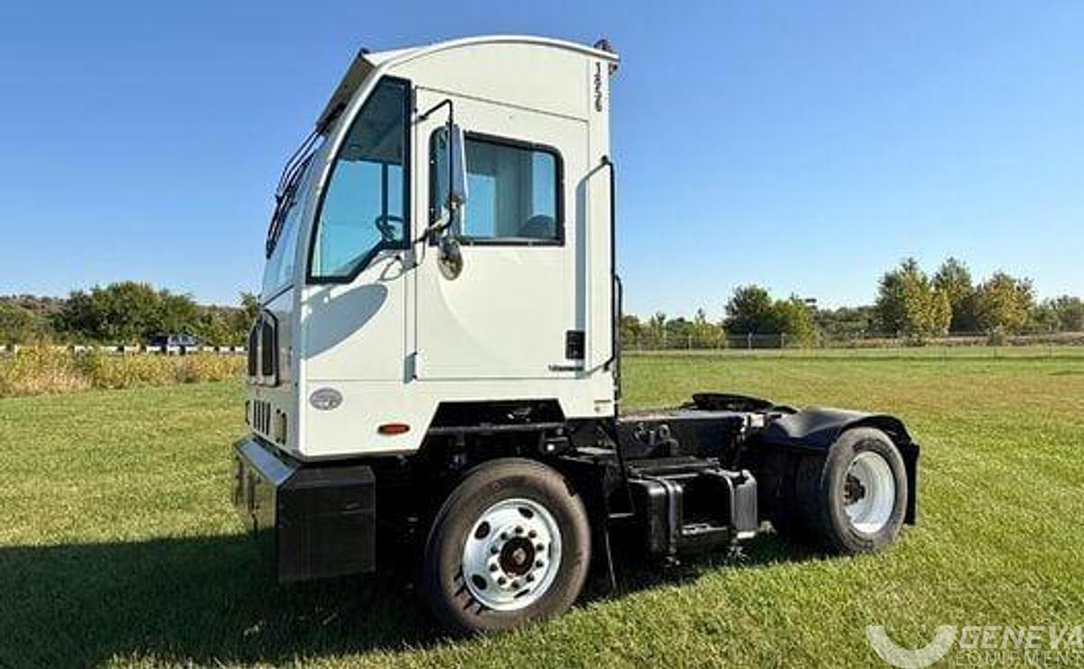 Used 2019 Autocar XSpotter