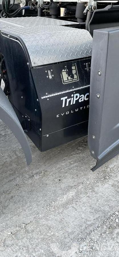 Used 2022 Freightliner Cascadia 126