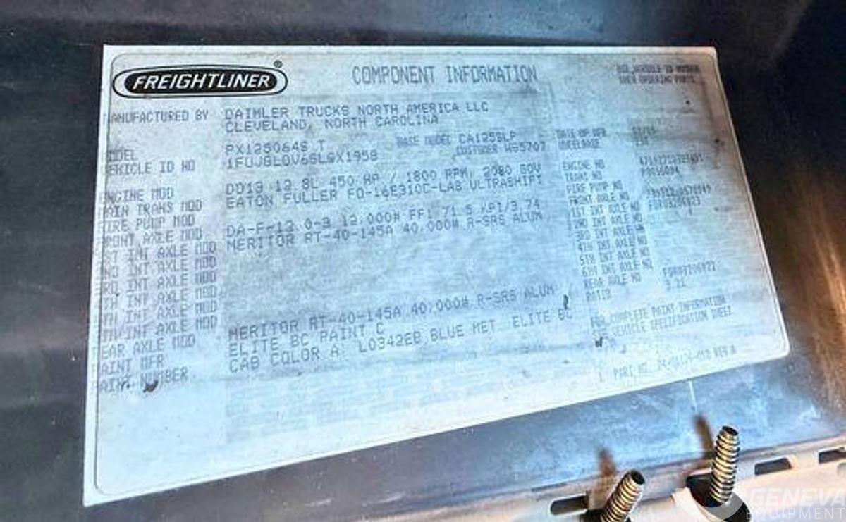 Used 2016 Freightliner CA 125