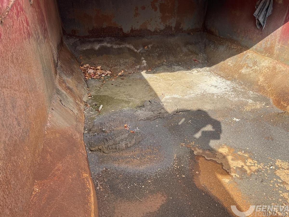 Used Rolling Lid Sealed Container (#BT15)