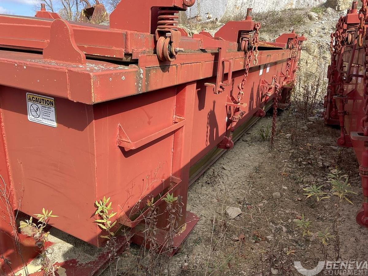 Used Rolling Lid Sealed Container (#BT31)