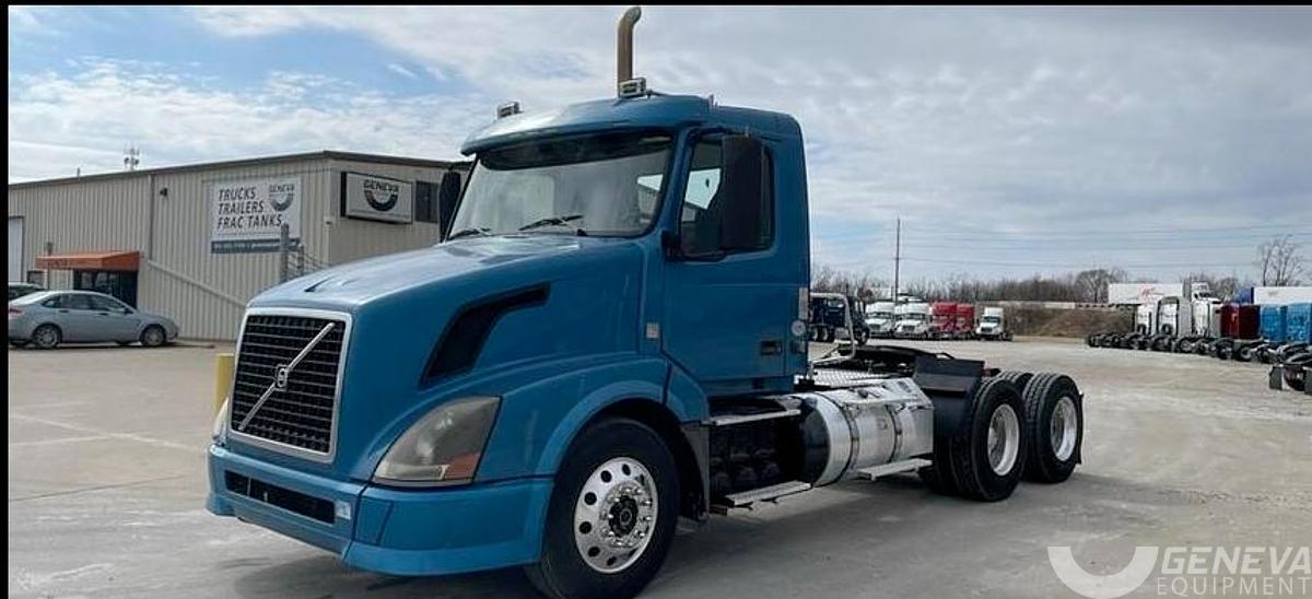 Used 2014 Volvo VNL300
